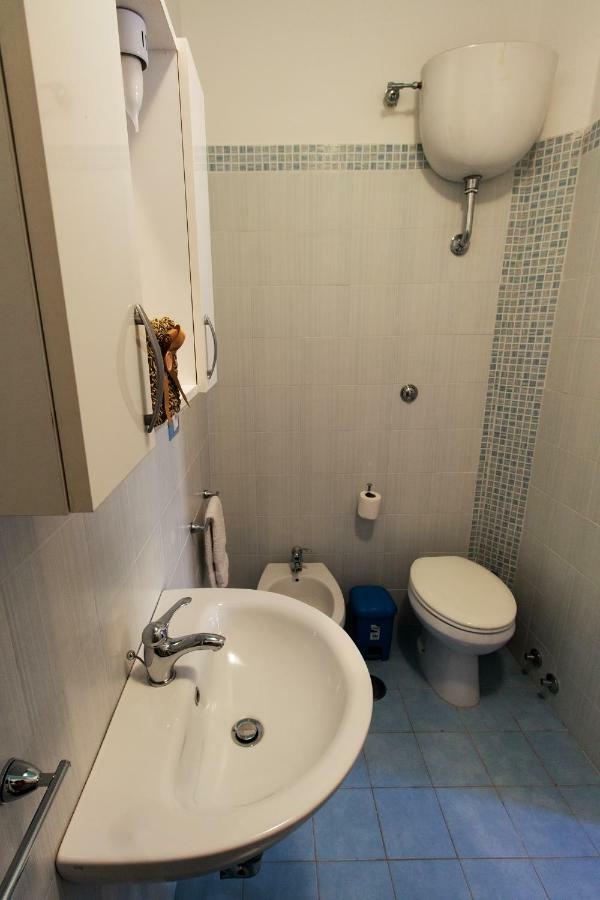 Villa Mary'S House Civitavecchia Esterno foto