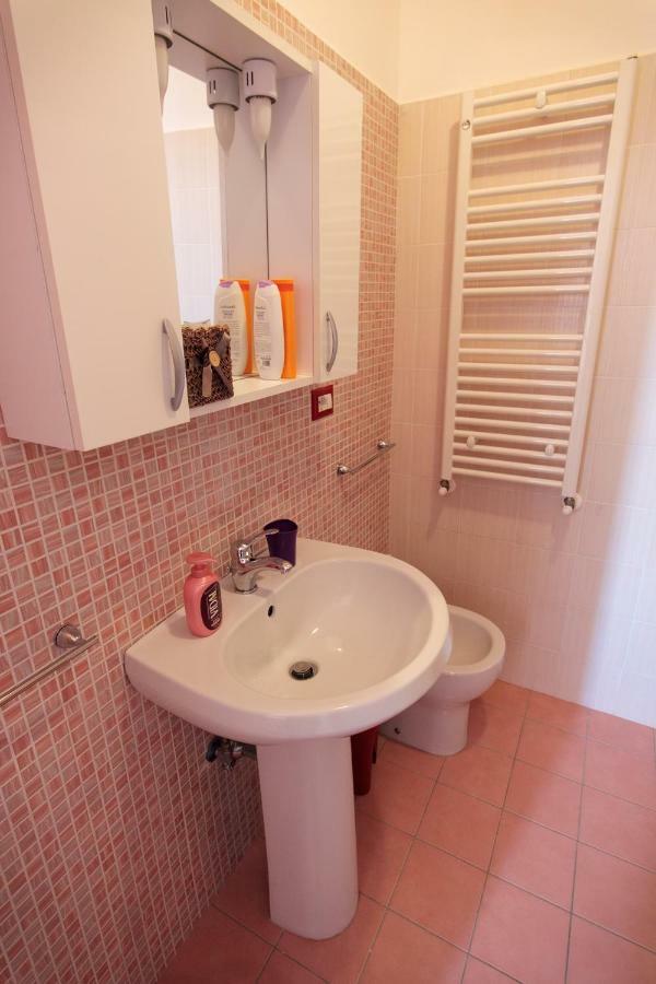 Villa Mary'S House Civitavecchia Esterno foto